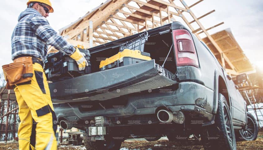 Financing an Asset: Cash vs. Debt – Making the Right Choice